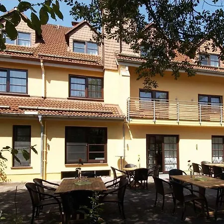 Biohotel St. Anna מלון
